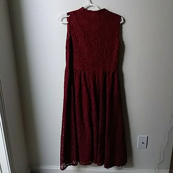 Dress - Picture 4 of 4